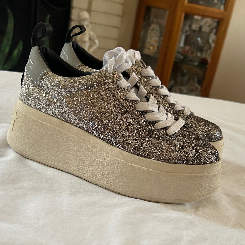 Ash Women's Silver Glitter Sneakers with Black and White Details - Picture 4 of 8